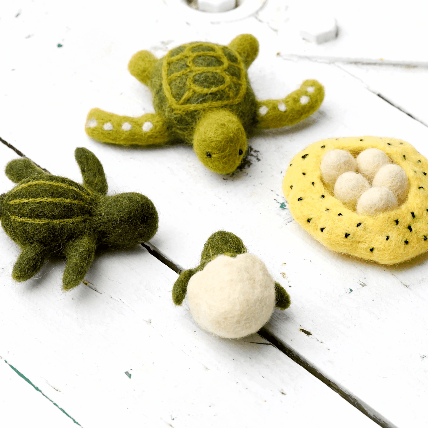 Tara Treasures Felt Life Cycle of Green Sea Turtle Set Pretend & Imaginative Play Toys Felt Animals 3yrs+