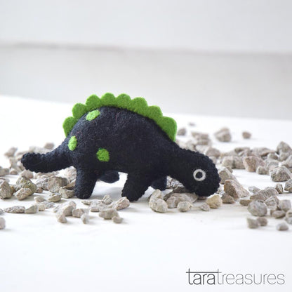 Tara Treasures Felt Dinosaur Pretend & Imaginative Play Felt Animals Dinosaur and Dragon Theme 3yrs+