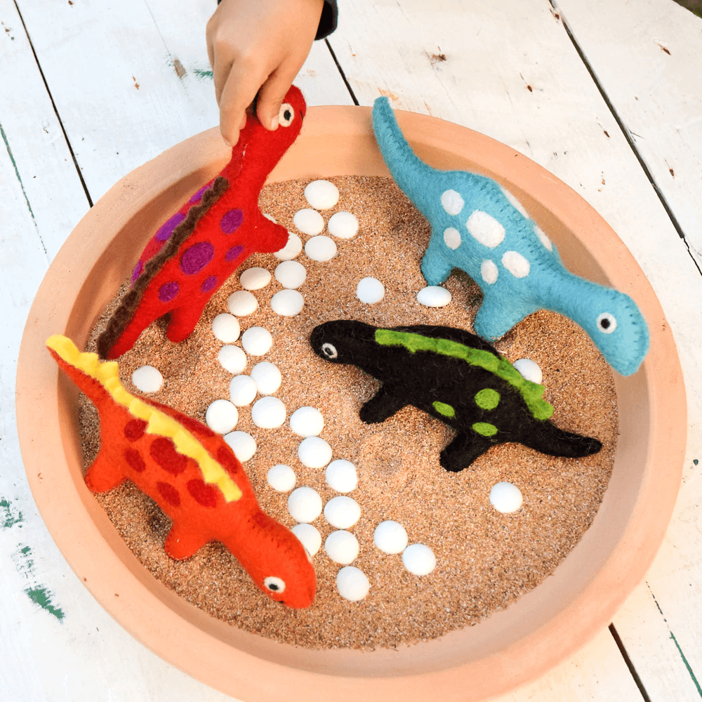 Tara Treasures Felt Dinosaur Pretend & Imaginative Play Felt Animals Dinosaur and Dragon Theme 3yrs+