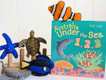 Tara Treasures Felt Australia Under the Sea Finger Puppet and Book Set Pretend and Imaginative Play Felt Animals Best Seller 3yrs+