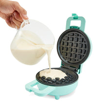 Mini Waffle Maker - Green