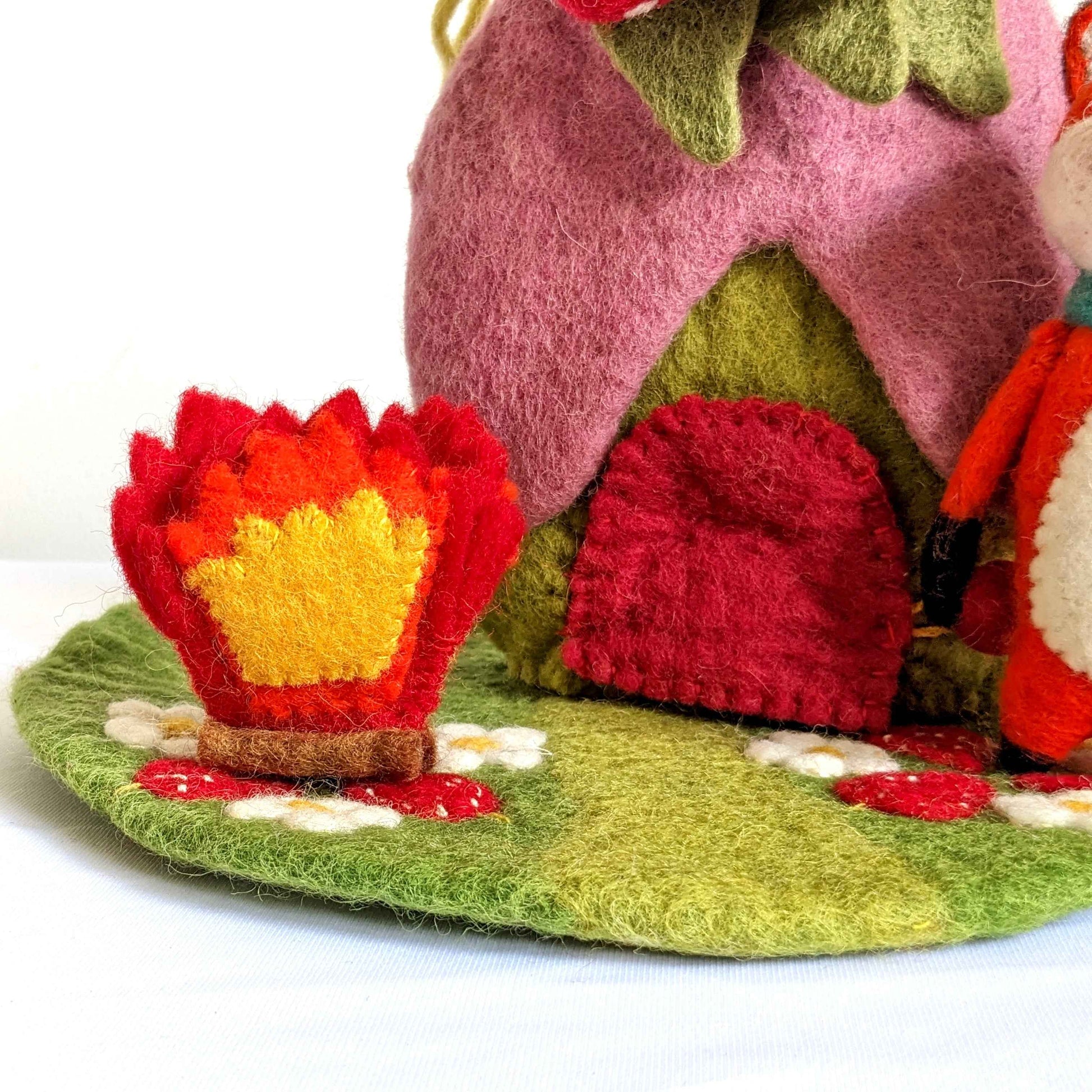 Papoose Felt Mini Fire Pretend & Imaginative Play Toys 3yrs+