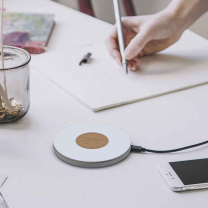15W Wireless Qi Charging Pad - Moon Grey