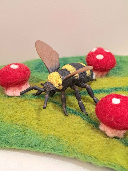 Bumble Bee Figurine by CollectA Insects & Bugs Collection Animal Figurines 3yrs+