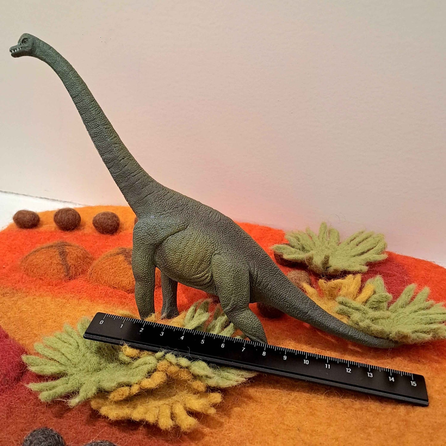 Brachiosaurus Figurine by CollectA Large Dinosaur & Prehistoric World Collection Animal Figurines Dinosaur and Dragon Theme 3yrs+