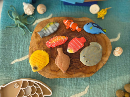 Yellow Door Sensory Play Stones Fish 8pcs Playdough Sand Toys Sensory Toys Toddler Developmental Toys 2yrs+ PREORDER END AUGUST