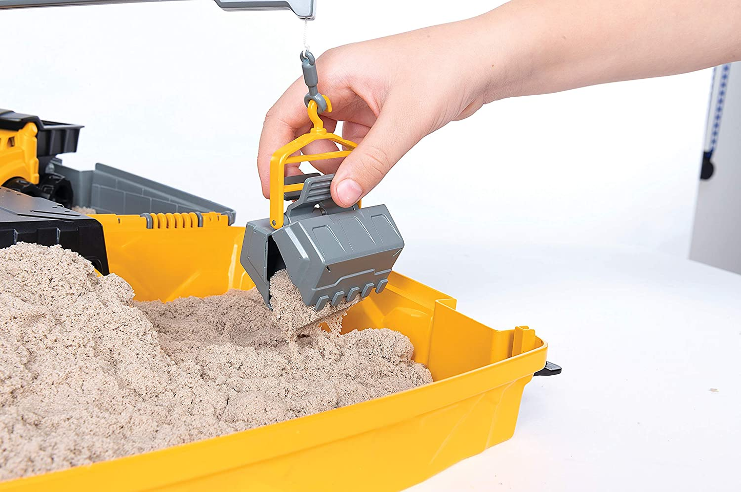 Kinetic Sand Construction Folding Sandbox Sensory Toys Best Seller Most Loved in Store Gifting Idea for 3yrs+