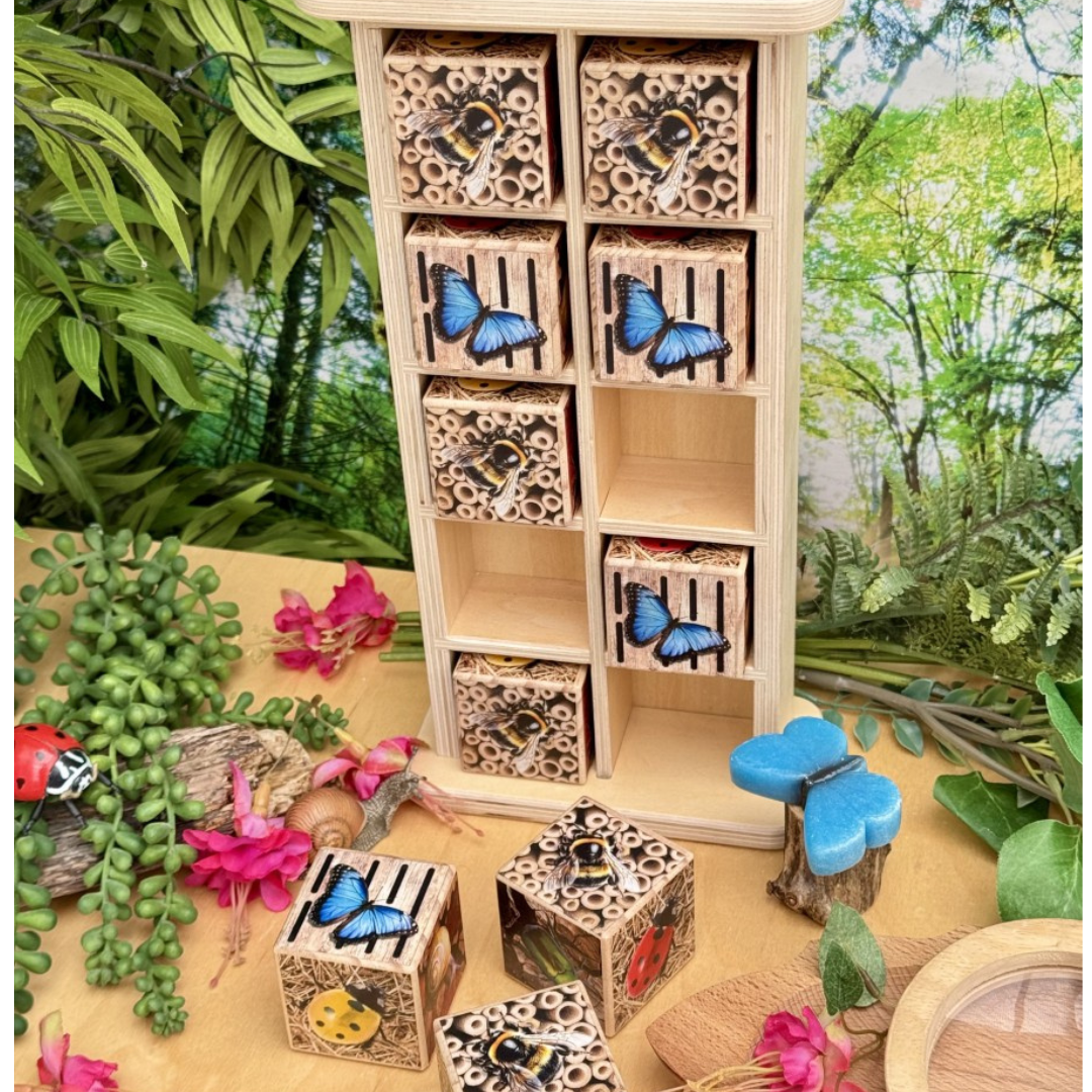 Yellow Door Wooden Bug Hotel 10-Frame Counting Set 11pcs with Chalk Board Early Maths Bug Toys 18m+