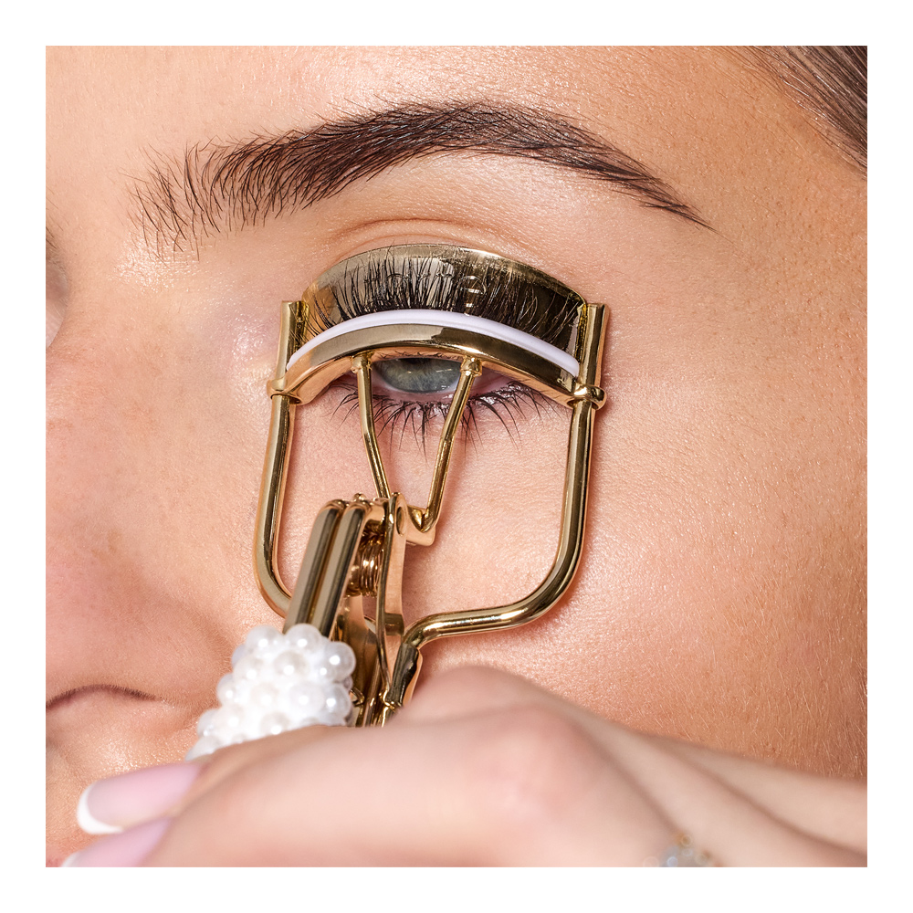 Pretty In Pearls Lash Curler (Holiday Limited Edition)