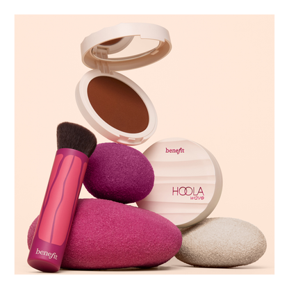 Hoola Wavemaker Bronzer Brush