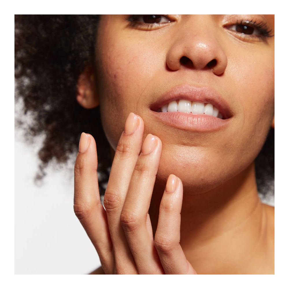 Nail Colour + Treatment - 137 Kate Sheer Peach - Peach, Iridescent Transparent Glaze